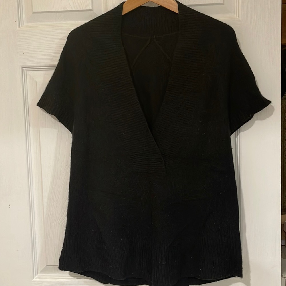 Theory Vneck Cashmere Sweater Large